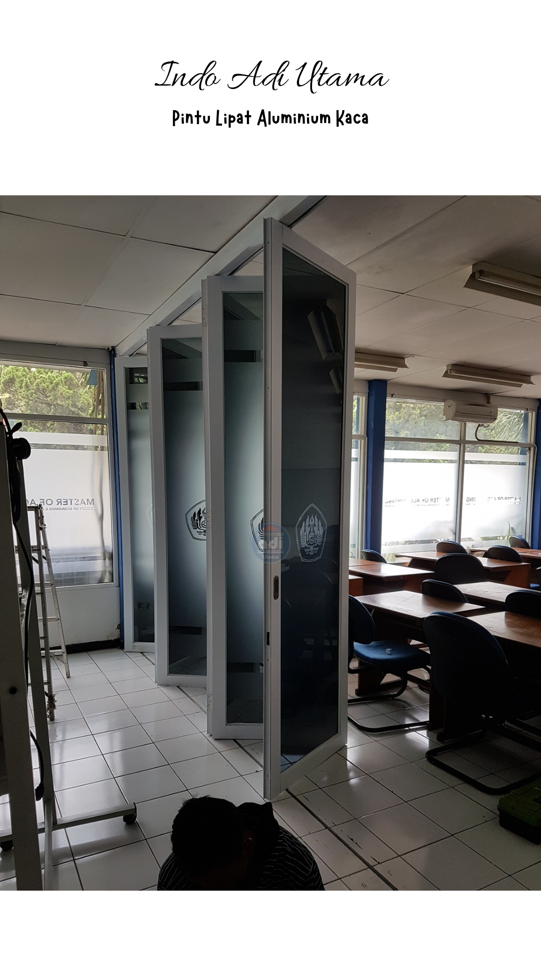 Jasa Pemasangan Kusen Aliminium Bandung, CV Indo Adi Utama, Pintu Lipat Aluminium Kaca, Finishing Sandblast Custom